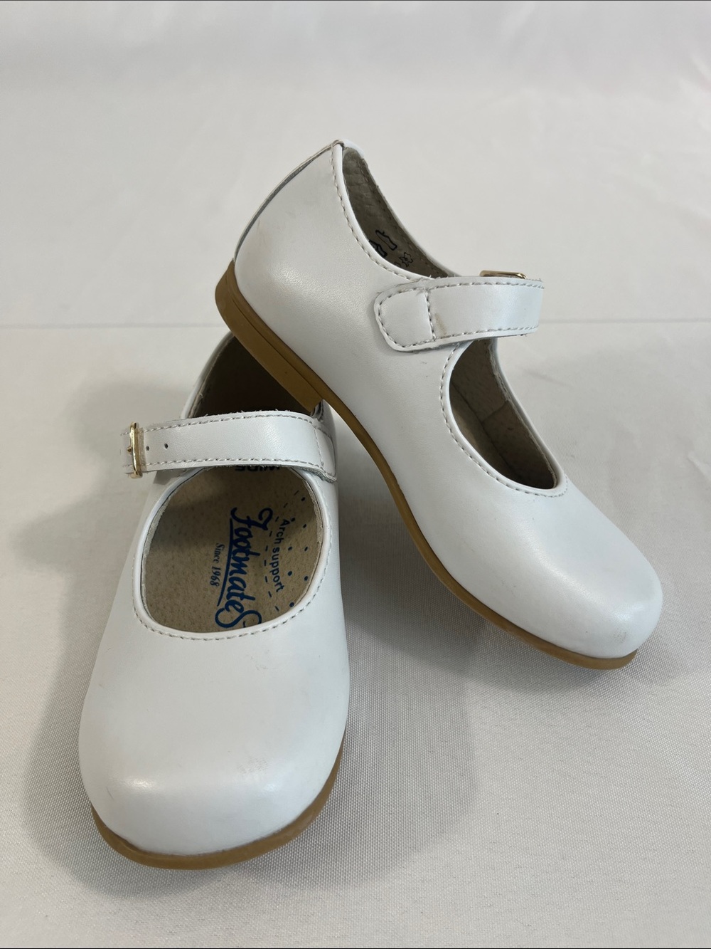 FootMates Laura White Mary Jane Shoes Leather Upper Tan Outsole Toddler 8